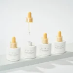 pirkti NEEDLY Vita C Glow Toning Ampoule – švytėjimą suteikiantis veido serumas kaina